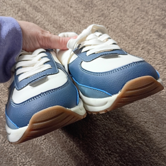 Women’s White and Blue Lace-Up Sneakers - Picture 4 of 7